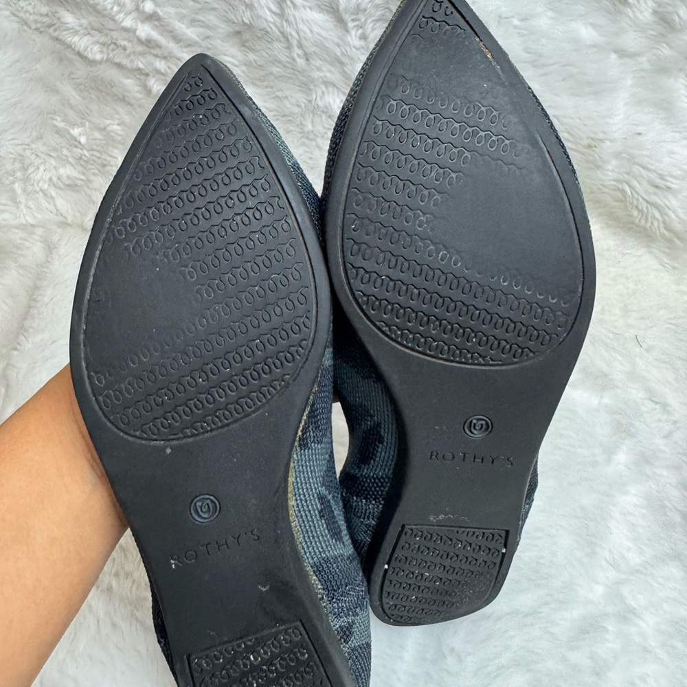 Rothy's Women's retired print the point camo flats - Picture 11 of 11
